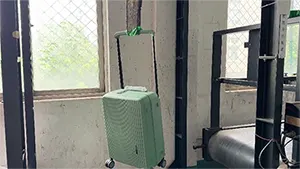 اختبار قوة تحمل مقبض سحب حقيبة الأمتعة