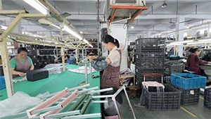 حقيبة سفر بدون سحاب بمقبض كبير فئة