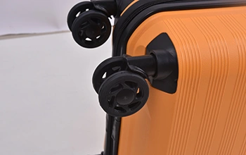 عجلات دوارة بزاوية 360 درجة