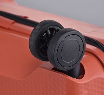 عجلات هادئة دوارة 360 درجة