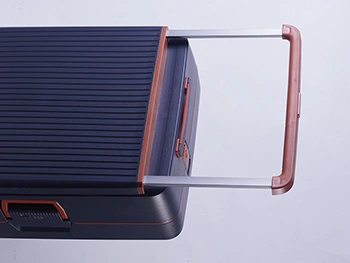 مقبض واسع ومريح