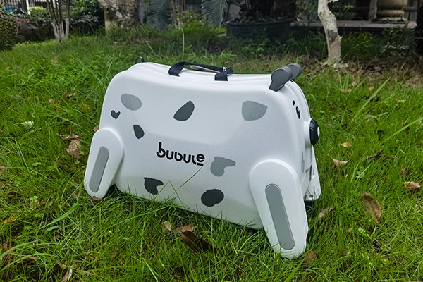 حقائب سفر للأطفال