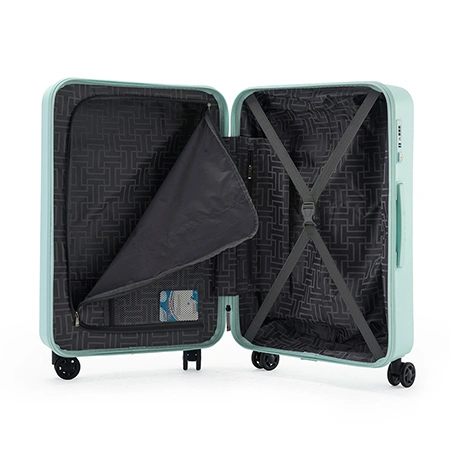 حقائب سفر للأمتعة المسجلة