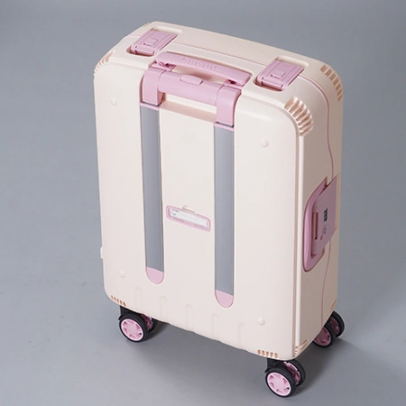 حقائب سفر للأمتعة المسجلة