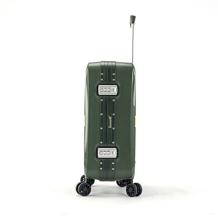 حقائب سفر للأمتعة المسجلة