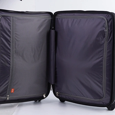 حقائب سفر للأمتعة المسجلة