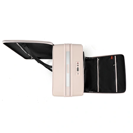 حقائب سفر محمولة باليد