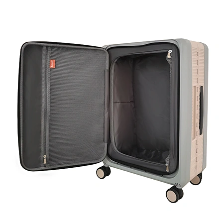 حقائب سفر محمولة باليد